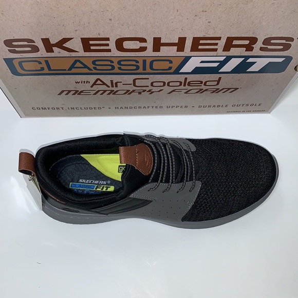 Skechers Men's Delson 3.0 Memory Foam Shoe - Picture 7 of 16